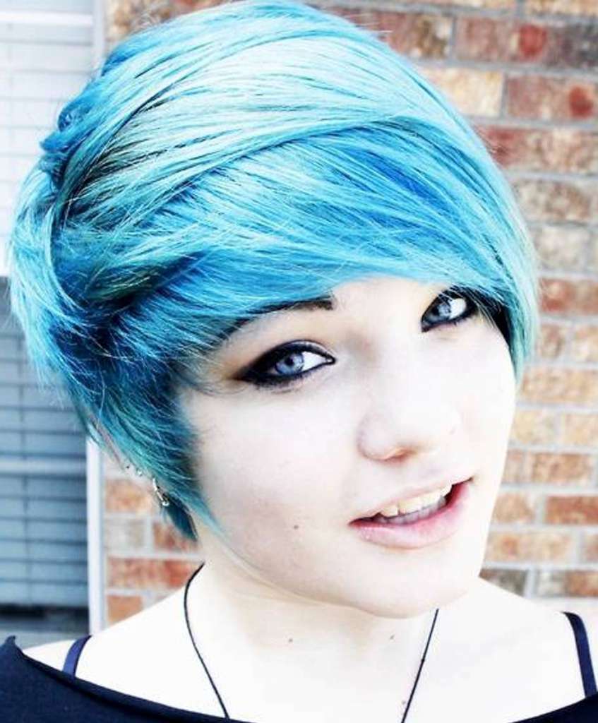 Short Hairstyles And Colors - 3